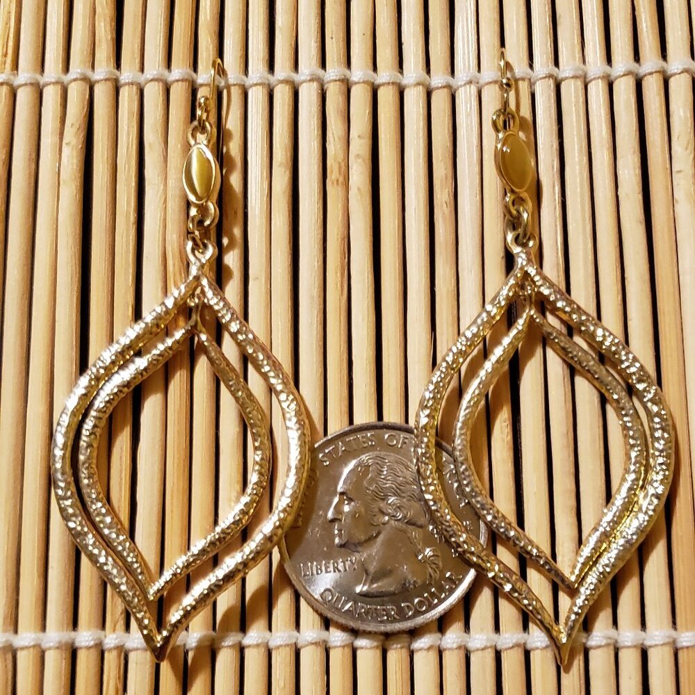 Gold Drop Earrings With Stone For Pierced Ears.